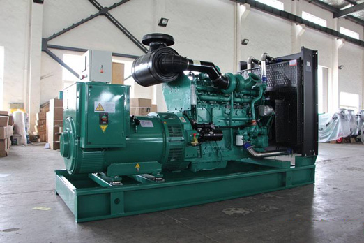 乌达320kw康明斯柴油发电车出租组图片 乌达320kw康明斯柴油发电车出租组图片